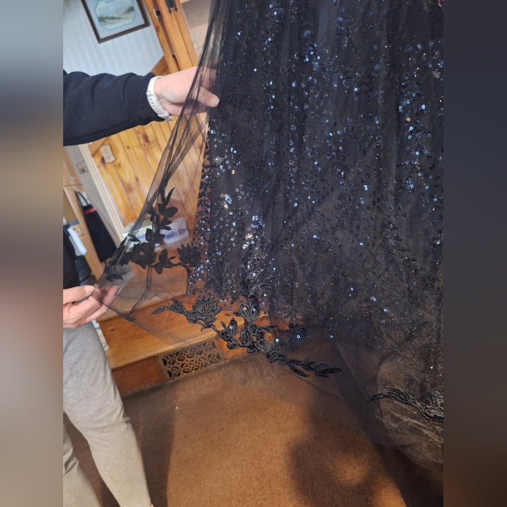Jules & Cleo Black Sequin A-Line Evening Gown - Picture 5 of 11